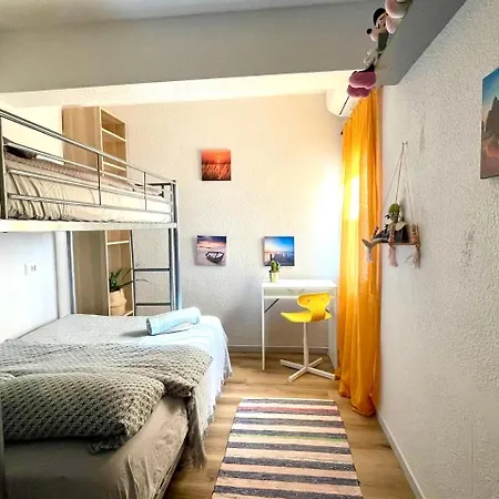 Central Loft Apartment *